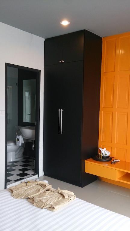 De Ja Moon Hostel Chiang Mai Chambre photo