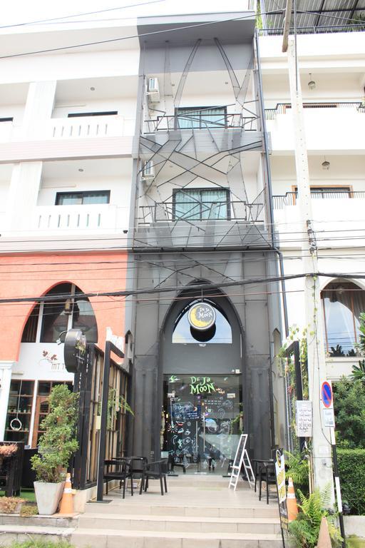 De Ja Moon Hostel Chiang Mai Extérieur photo