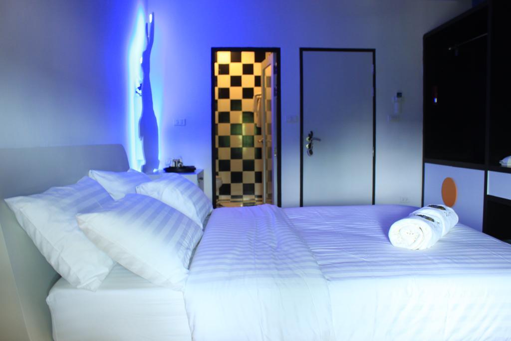 De Ja Moon Hostel Chiang Mai Extérieur photo