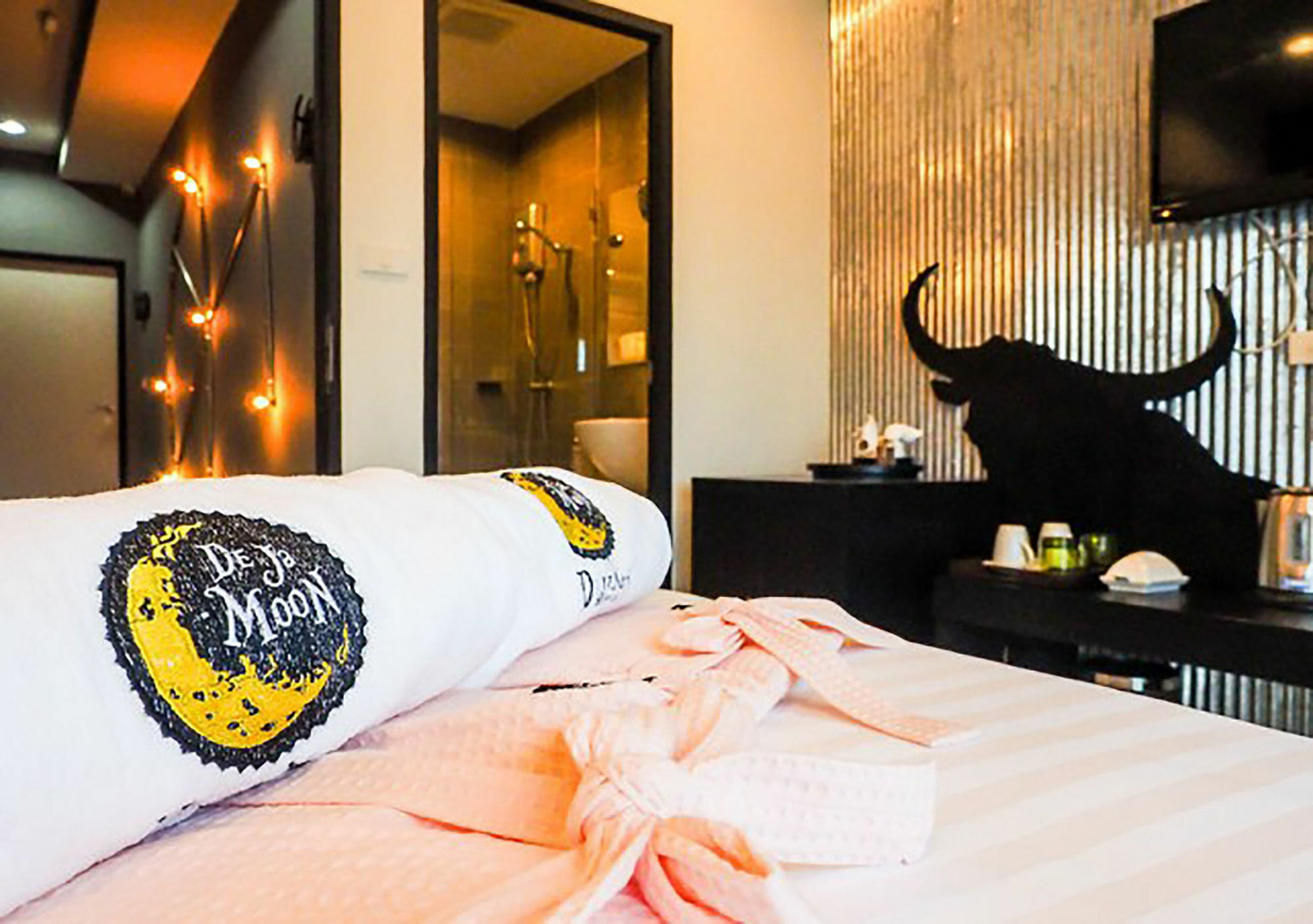 De Ja Moon Hostel Chiang Mai Extérieur photo