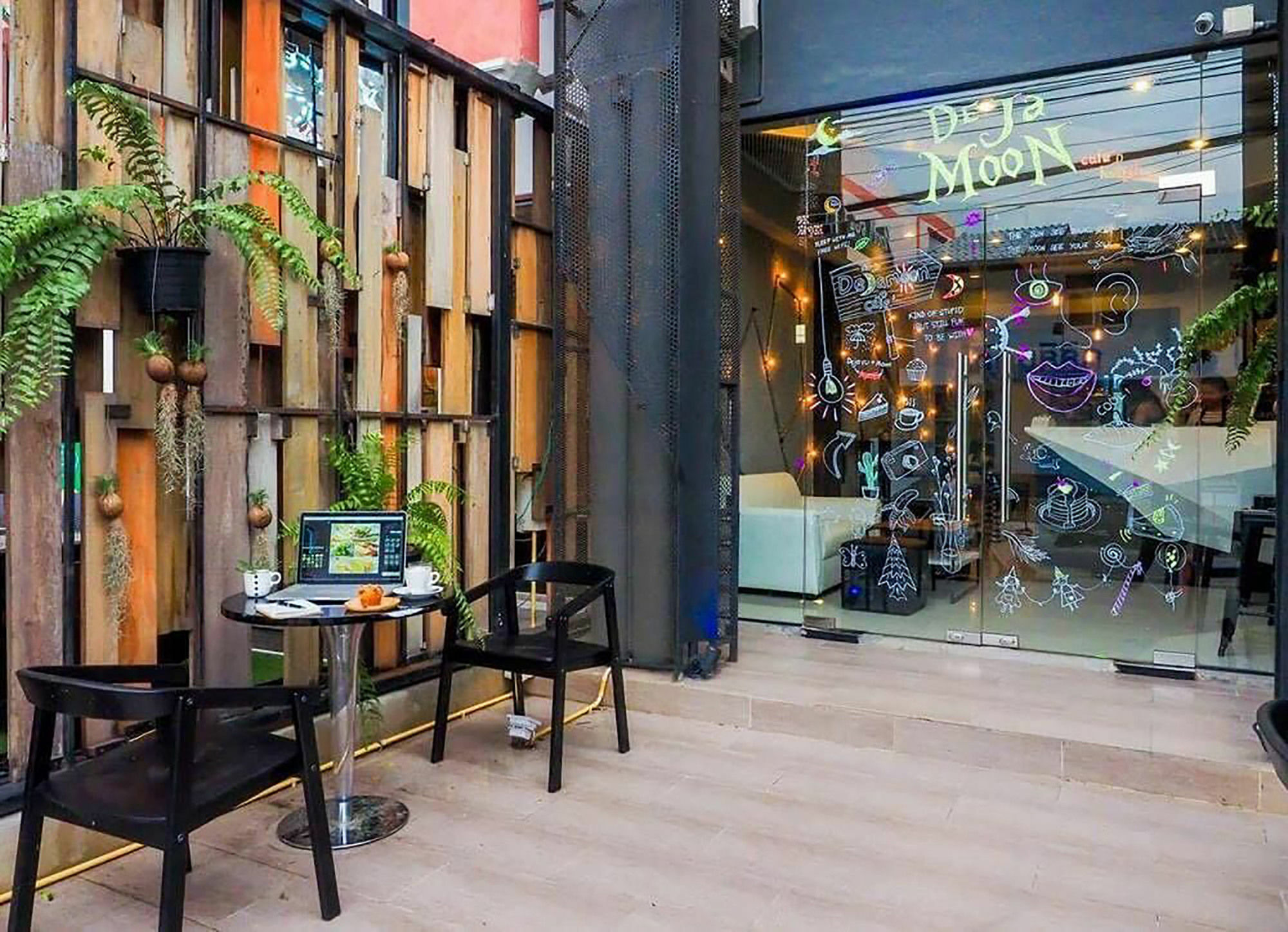 De Ja Moon Hostel Chiang Mai Extérieur photo